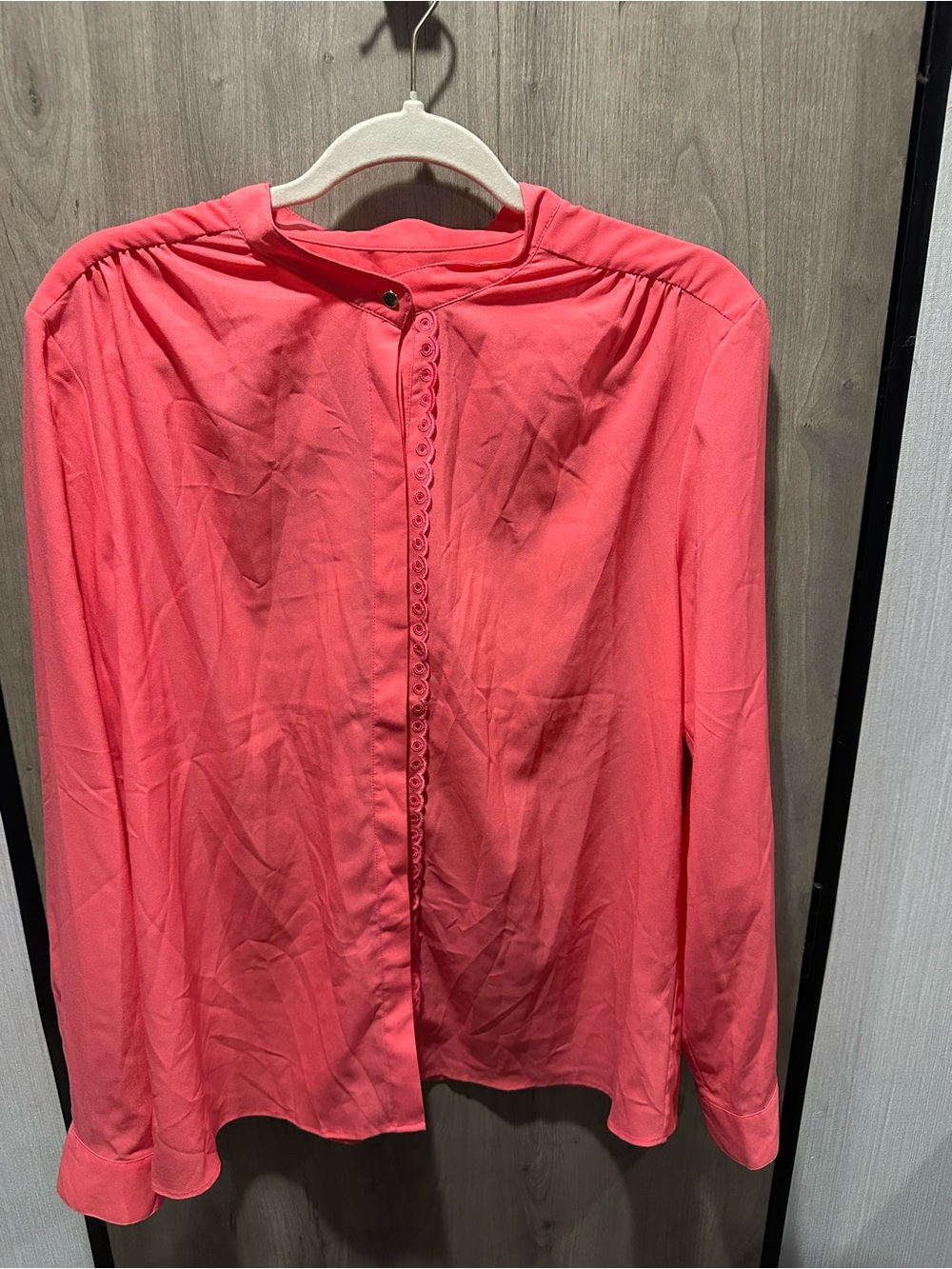 Banana Republic Coral Pink Long Sleeve Blouse Size Large NWT